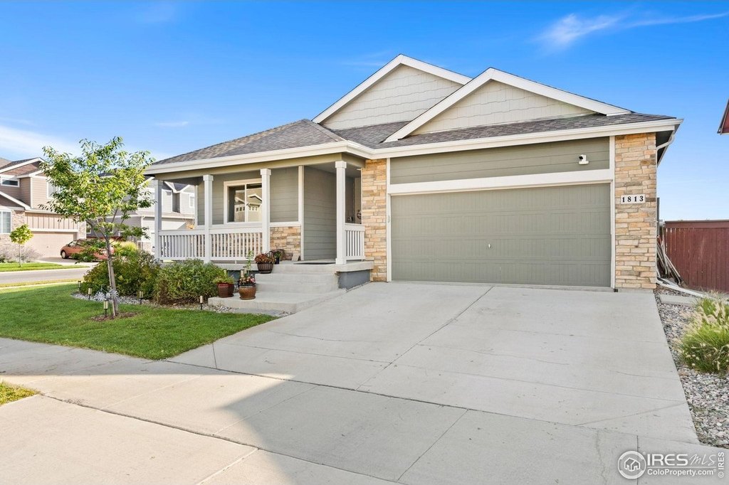 Windsor, Colorado, 80550, United States, 5 Bedrooms Bedrooms, ,3 BathroomsBathrooms,Residential,Forsale,1967217