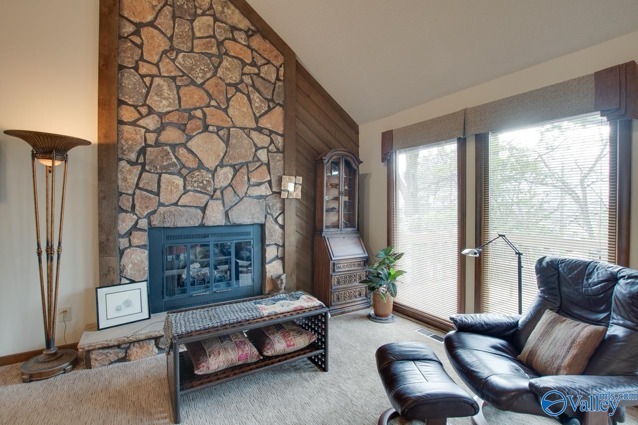 Huntsville, Alabama, 35802, United States, 4 Bedrooms Bedrooms, ,2.5 BathroomsBathrooms,Residential,Forsale,2007682