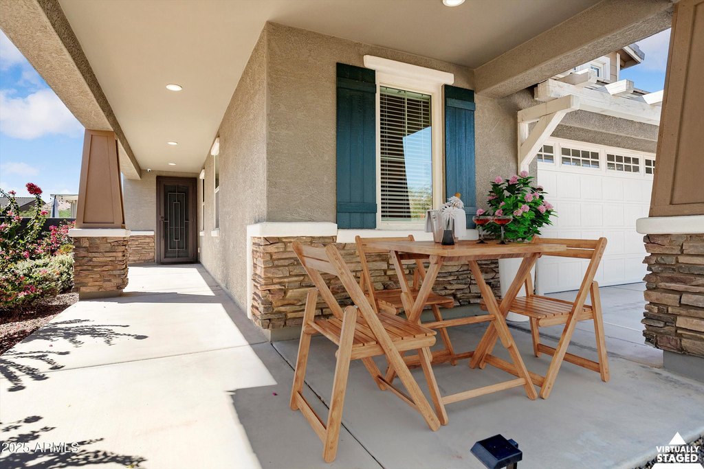 Buckeye, Arizona, 85396, United States, 2 Bedrooms Bedrooms, ,3 BathroomsBathrooms,Residential,Forsale,1971054