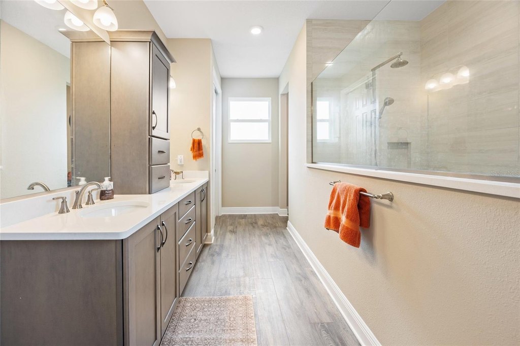 OCALA, Florida, 34481, United States, 3 Bedrooms Bedrooms, ,3 BathroomsBathrooms,Residential,Forsale,1969785