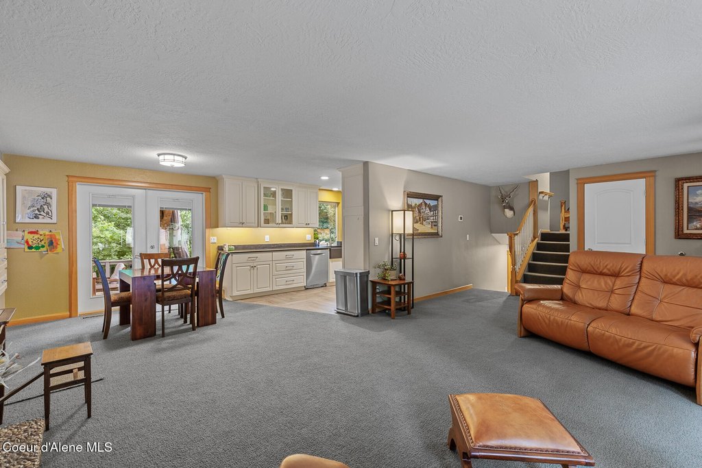 Coeur d'Alene, Idaho, 83815, United States, 3 Bedrooms Bedrooms, ,3 BathroomsBathrooms,Residential,Forsale,1984584