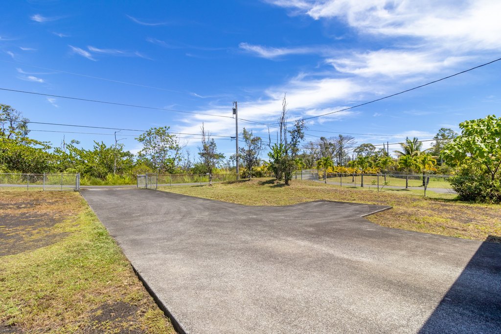 Keaau, Hawaii, 96749, United States, 3 Bedrooms Bedrooms, ,2 BathroomsBathrooms,Residential,Forsale,1989839