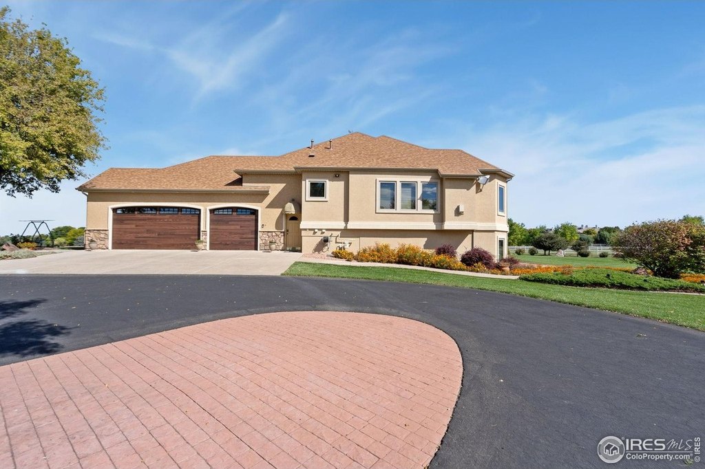 Severance, Colorado, 80610, United States, 5 Bedrooms Bedrooms, ,3.5 BathroomsBathrooms,Residential,Forsale,1967206