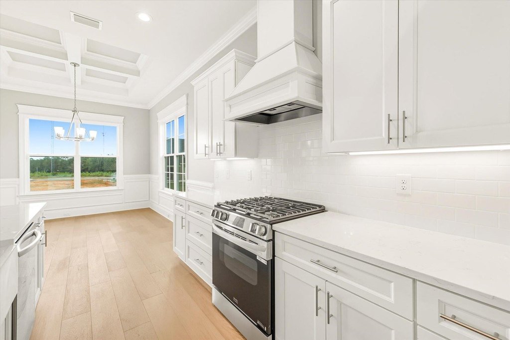 Tallahassee, Florida, 32312, United States, 4 Bedrooms Bedrooms, ,3 BathroomsBathrooms,Residential,Forsale,1995100