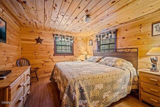 Sevierville, Tennessee, 37862, United States, 3 Bedrooms Bedrooms, ,3 BathroomsBathrooms,Residential,Forsale,1910187