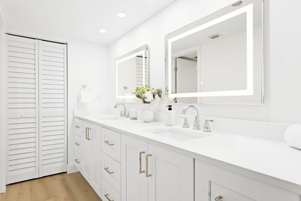 Highland Beach, Florida, 33487, United States, 2 Bedrooms Bedrooms, ,2 BathroomsBathrooms,Residential,Forsale,1929752