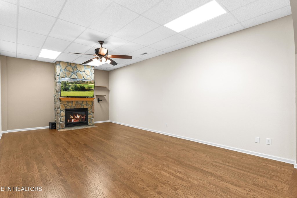 Loudon, Tennessee, 37774, United States, 4 Bedrooms Bedrooms, ,3 BathroomsBathrooms,Residential,Forsale,1971863