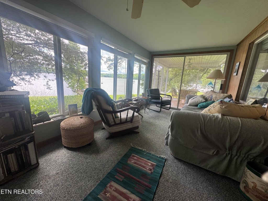 Rockwood, Tennessee, 37854, United States, 3 Bedrooms Bedrooms, ,1 BathroomBathrooms,Residential,Forsale,1893804