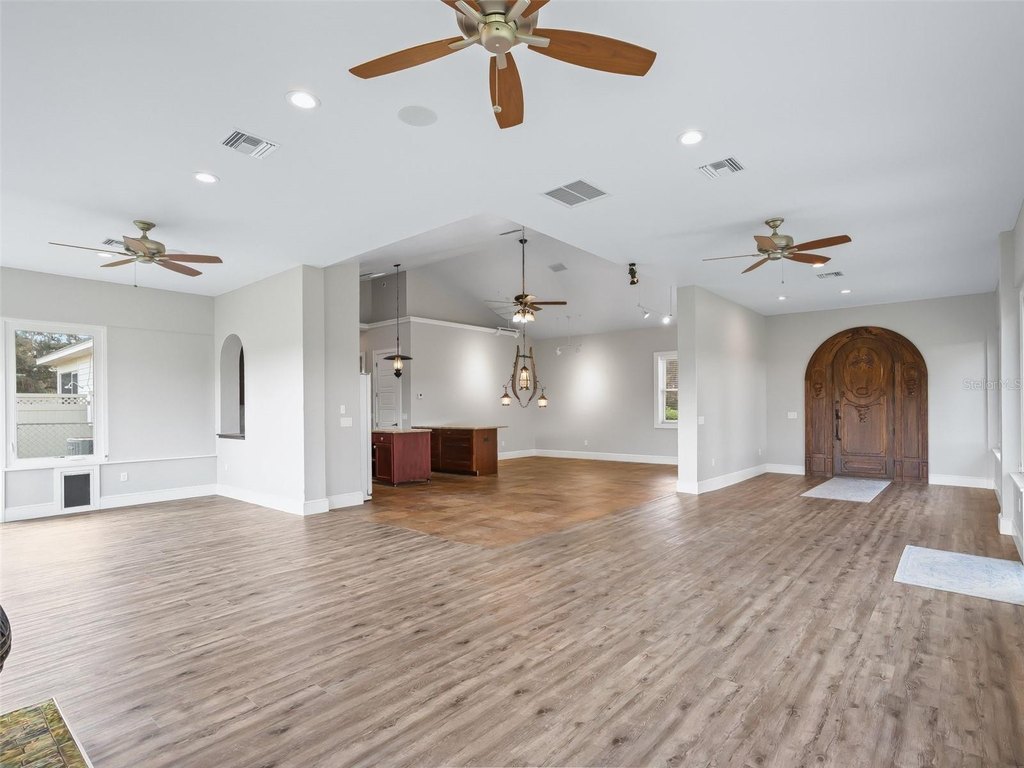 OCALA, Florida, 34473, United States, 4 Bedrooms Bedrooms, ,4.5 BathroomsBathrooms,Residential,Forsale,1969801