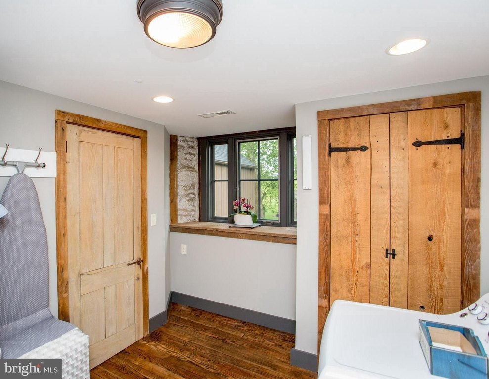 DOYLESTOWN, Pennsylvania, 18902, United States, 4 Bedrooms Bedrooms, ,3.5 BathroomsBathrooms,Residential,Forsale,1971851