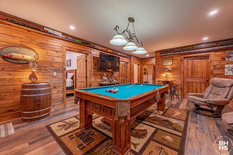 Saranac Lake, New York, 12983, United States, 4 Bedrooms Bedrooms, ,2.5 BathroomsBathrooms,Residential,Forsale,1999492