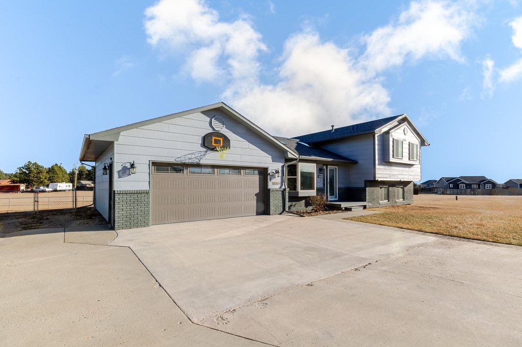 Black Hawk, South Dakota, 57718, United States, 3 Bedrooms Bedrooms, ,2.5 BathroomsBathrooms,Residential,Forsale,2011093