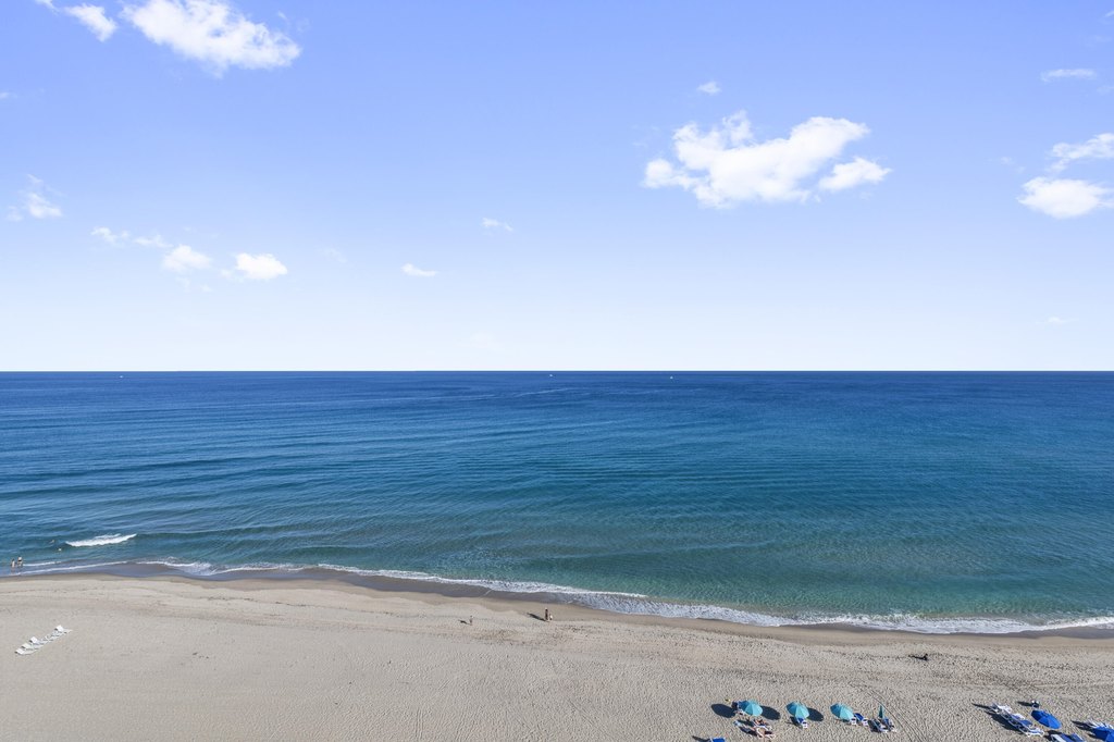 Highland Beach, Florida, 33487, United States, 3 Bedrooms Bedrooms, ,3 BathroomsBathrooms,Residential,Forsale,2010671