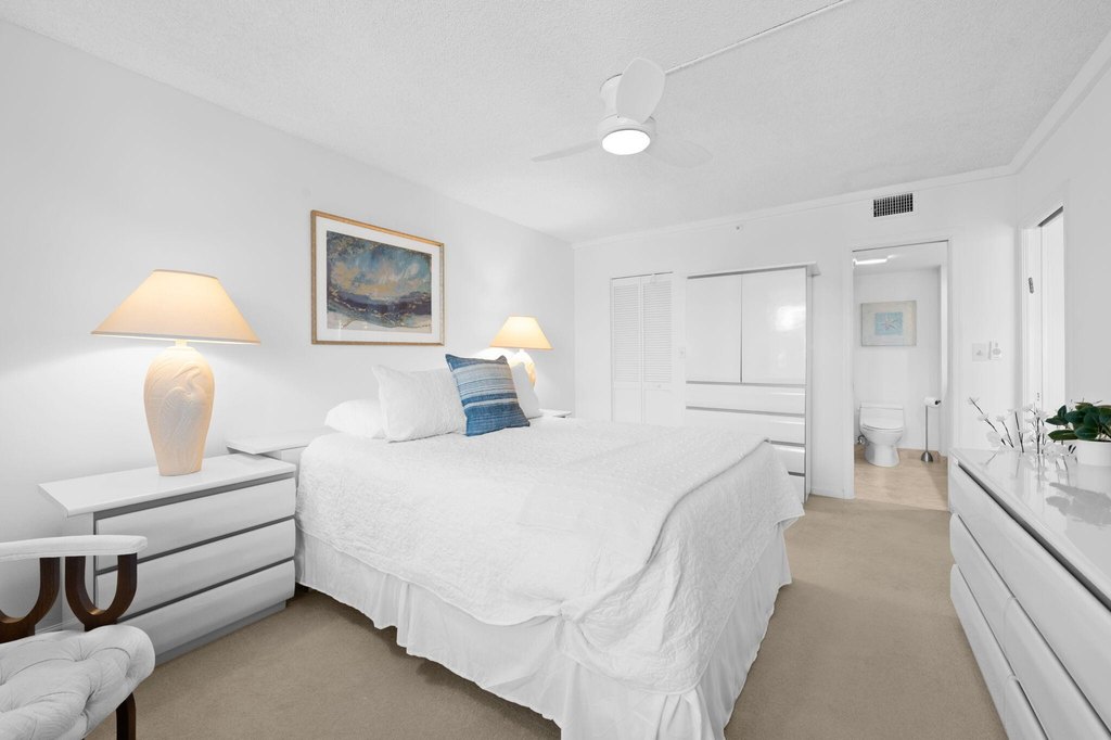 Highland Beach, Florida, 33487, United States, 2 Bedrooms Bedrooms, ,2 BathroomsBathrooms,Residential,Forsale,2010672