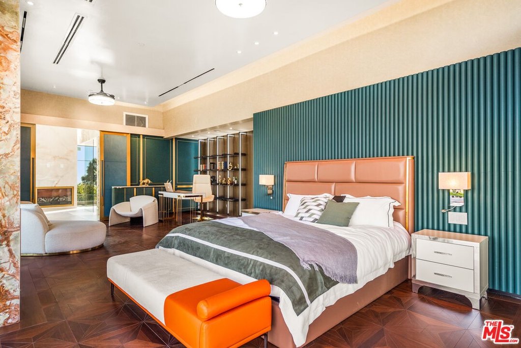 Malibu, California, 90265, United States, 3 Bedrooms Bedrooms, ,3 BathroomsBathrooms,Residential,Forsale,1985955