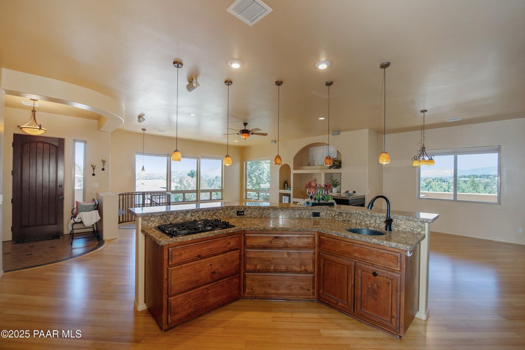 Prescott, Arizona, 86301, United States, 3 Bedrooms Bedrooms, ,4 BathroomsBathrooms,Residential,Forsale,1994056