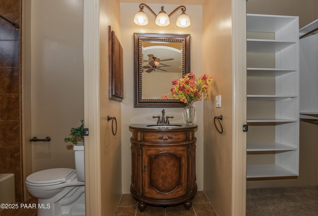 Prescott, Arizona, 86301, United States, 3 Bedrooms Bedrooms, ,4 BathroomsBathrooms,Residential,Forsale,1994056