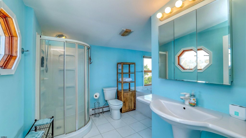 Somers Point, New Jersey, 08244, United States, 3 Bedrooms Bedrooms, ,3 BathroomsBathrooms,Residential,Forsale,1967257