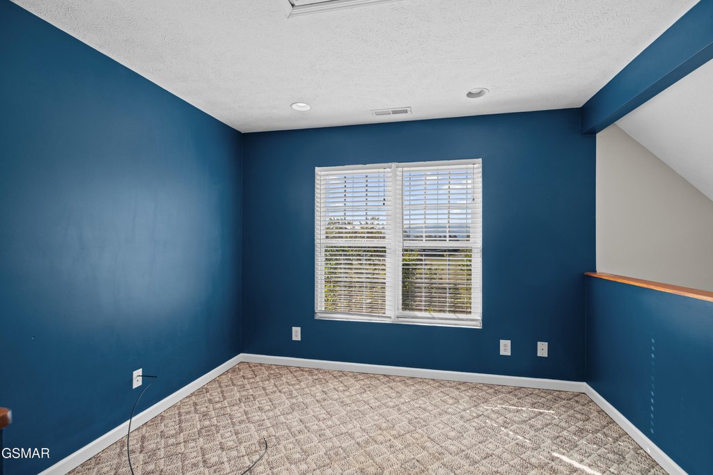 Baneberry, Tennessee, 37890, United States, 3 Bedrooms Bedrooms, ,2.5 BathroomsBathrooms,Residential,Forsale,1999467