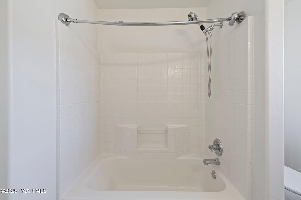 Chino Valley, Arizona, 86323, United States, 3 Bedrooms Bedrooms, ,2 BathroomsBathrooms,Residential,Forsale,1994067