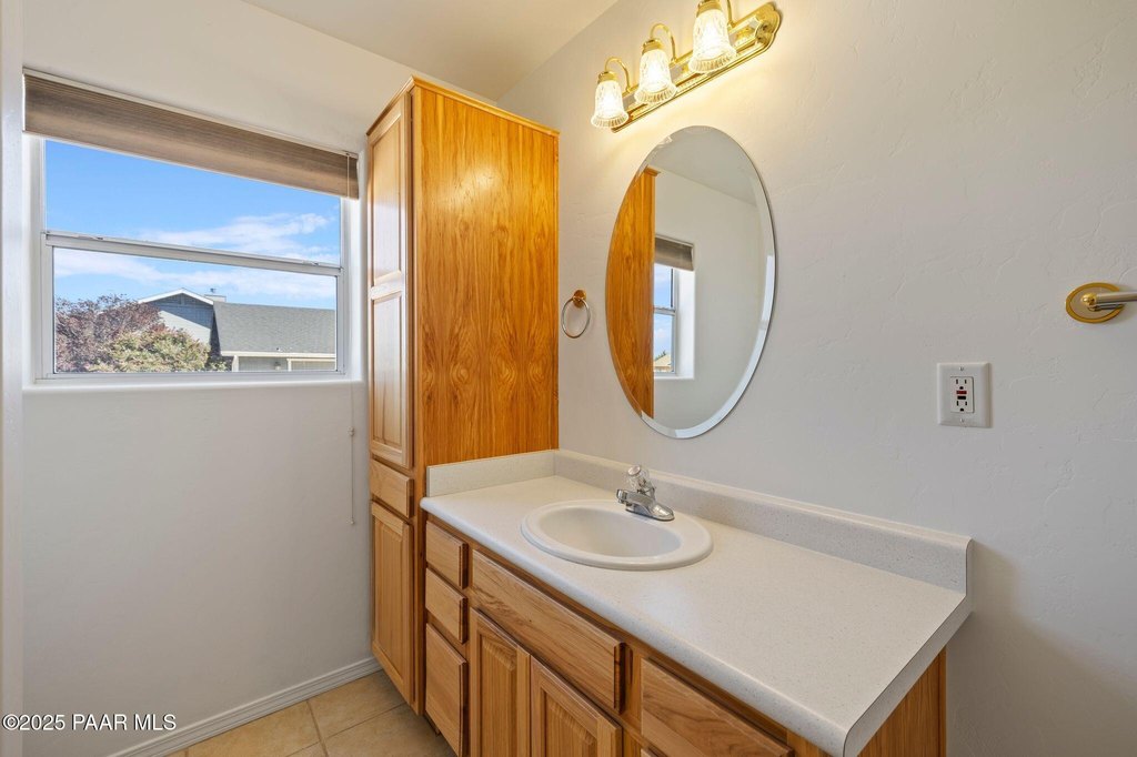 Chino Valley, Arizona, 86323, United States, 3 Bedrooms Bedrooms, ,2 BathroomsBathrooms,Residential,Forsale,1994067