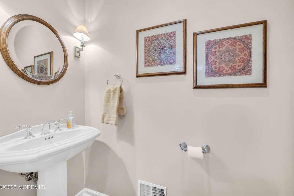 Brielle, New Jersey, 08730, United States, 3 Bedrooms Bedrooms, ,2.5 BathroomsBathrooms,Residential,Forsale,1984549