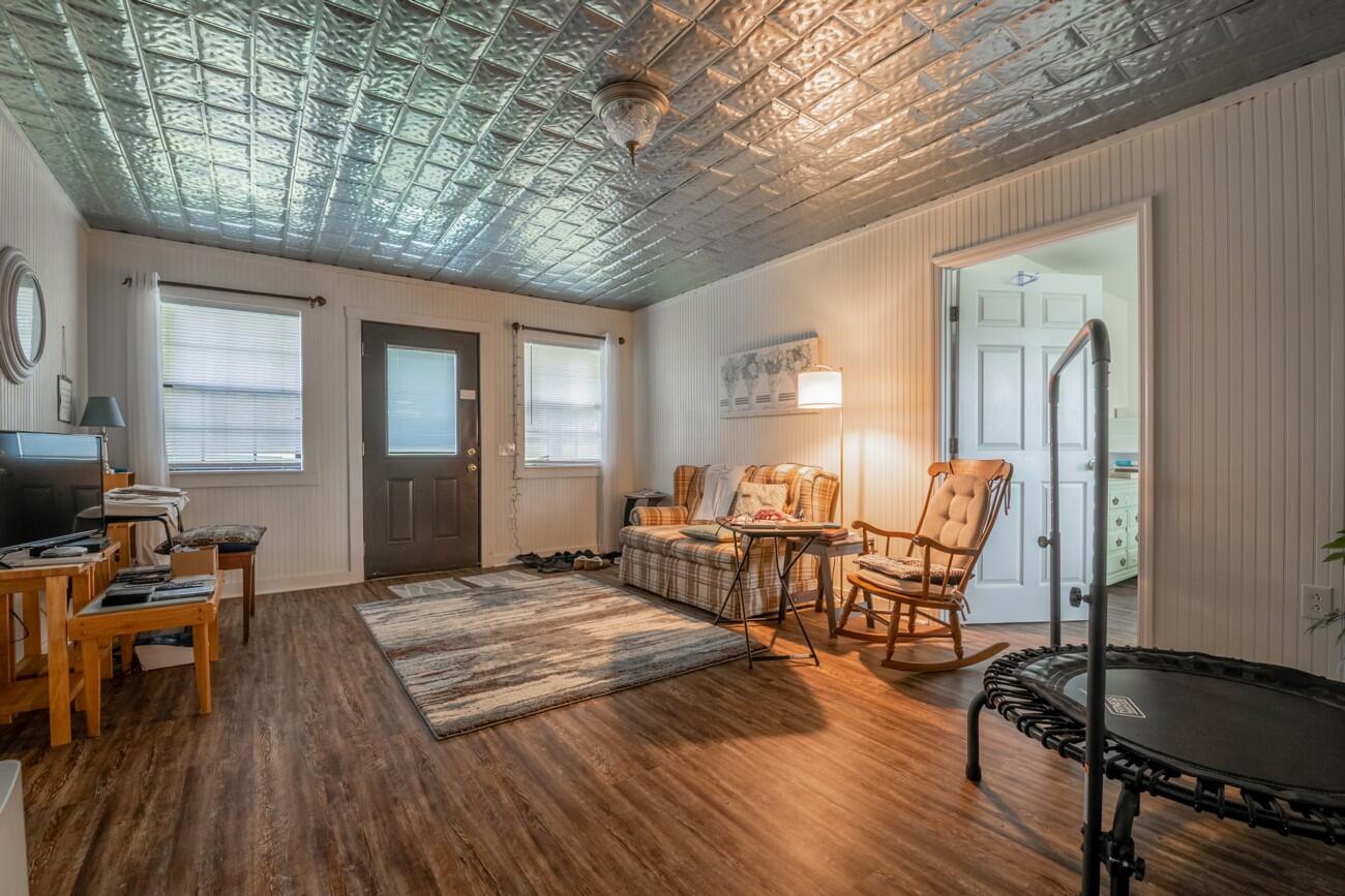 Calhoun, Georgia, 30701, United States, 5 Bedrooms Bedrooms, ,4 BathroomsBathrooms,Residential,Forsale,1963598