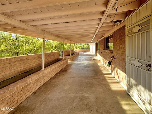 Tucson, Arizona, 85718, United States, 4 Bedrooms Bedrooms, ,2 BathroomsBathrooms,Residential,Forsale,1963537