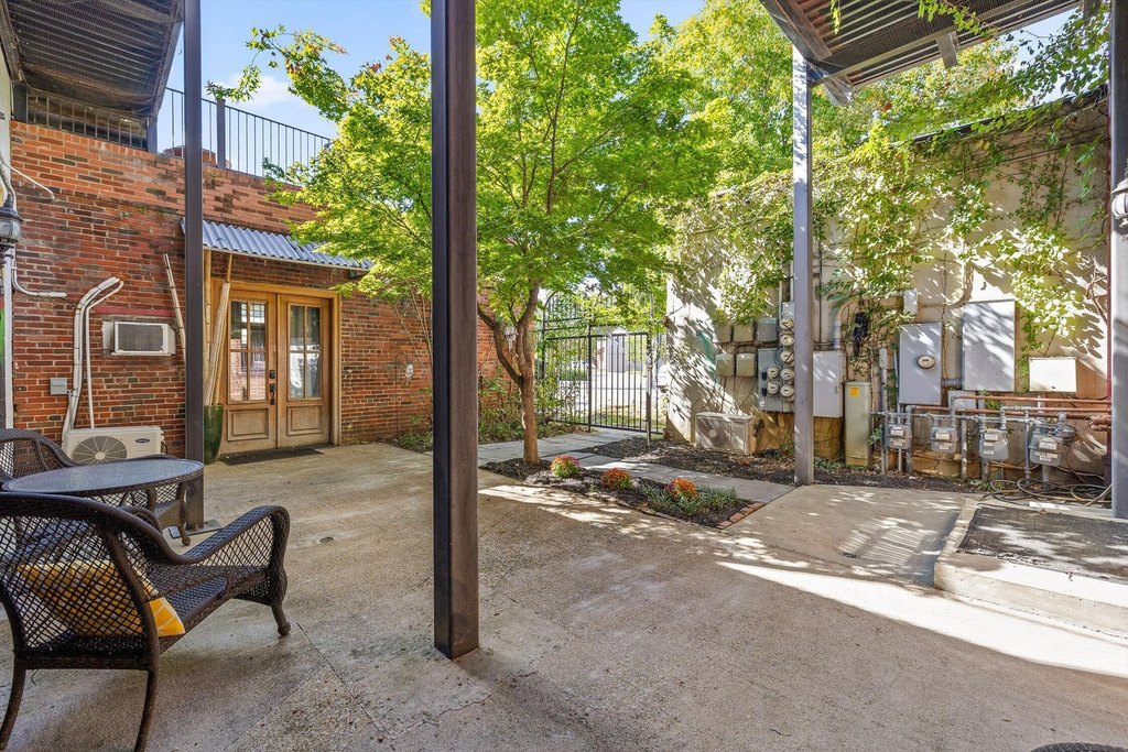 Chattanooga, Tennessee, 37402, United States, 4 Bedrooms Bedrooms, ,4.5 BathroomsBathrooms,Residential,Forsale,2011235