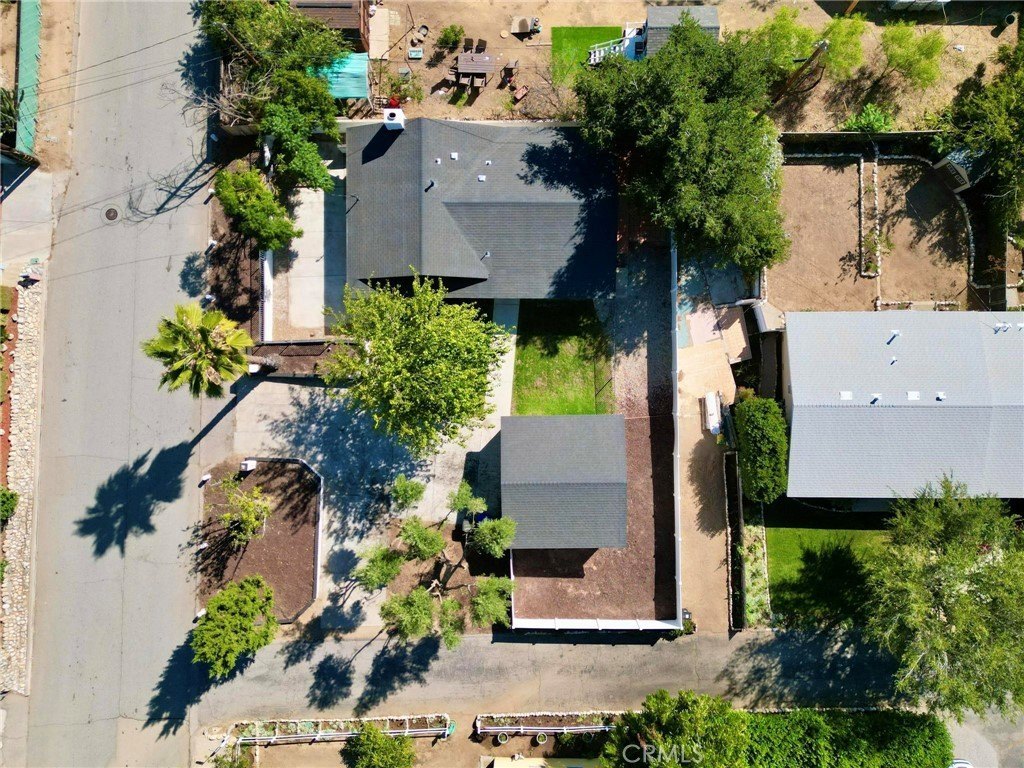 Yucaipa, California, 92399, United States, 2 Bedrooms Bedrooms, ,1 BathroomBathrooms,Residential,Forsale,1992755