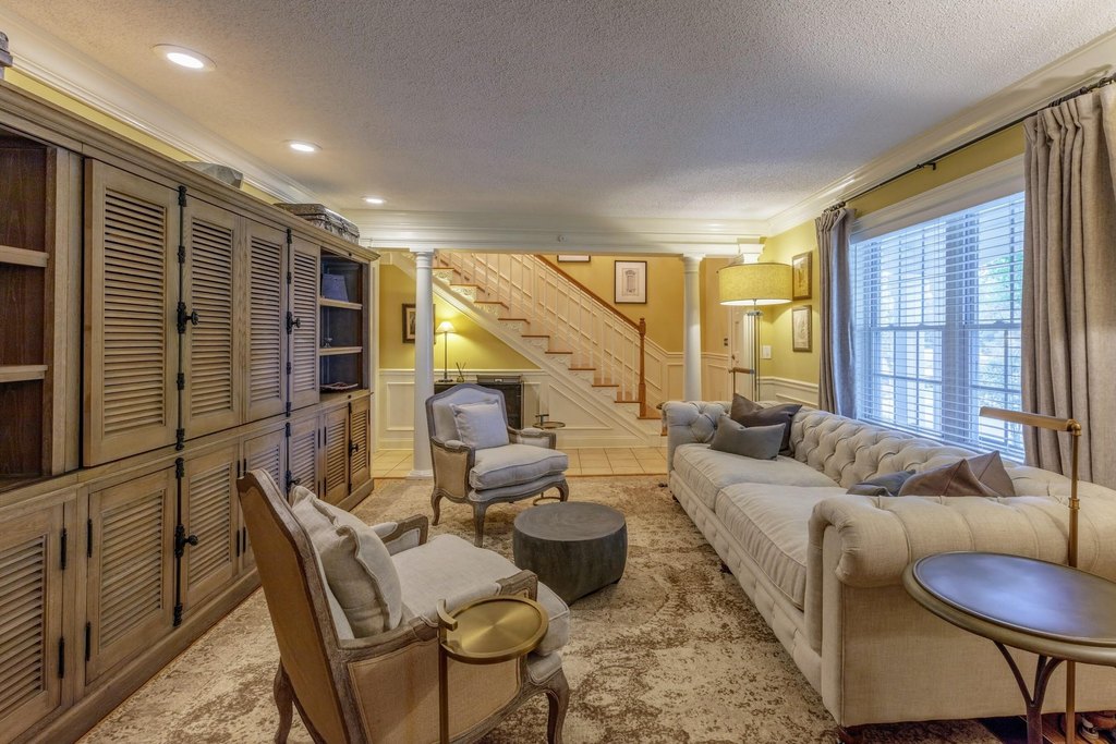 Chickamauga, Georgia, 30707, United States, 6 Bedrooms Bedrooms, ,4 BathroomsBathrooms,Residential,Forsale,2009598