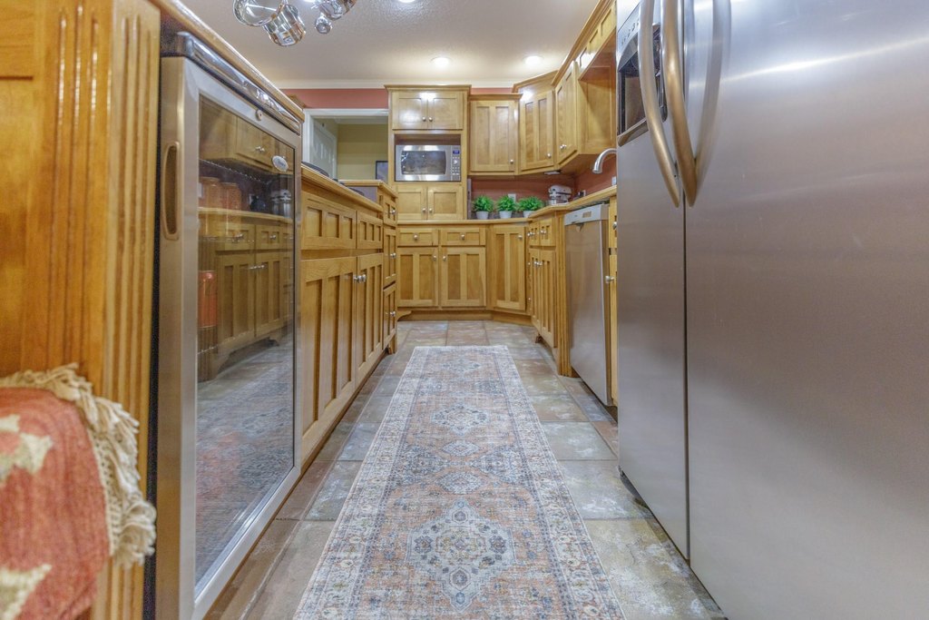 Chickamauga, Georgia, 30707, United States, 6 Bedrooms Bedrooms, ,4 BathroomsBathrooms,Residential,Forsale,2009598