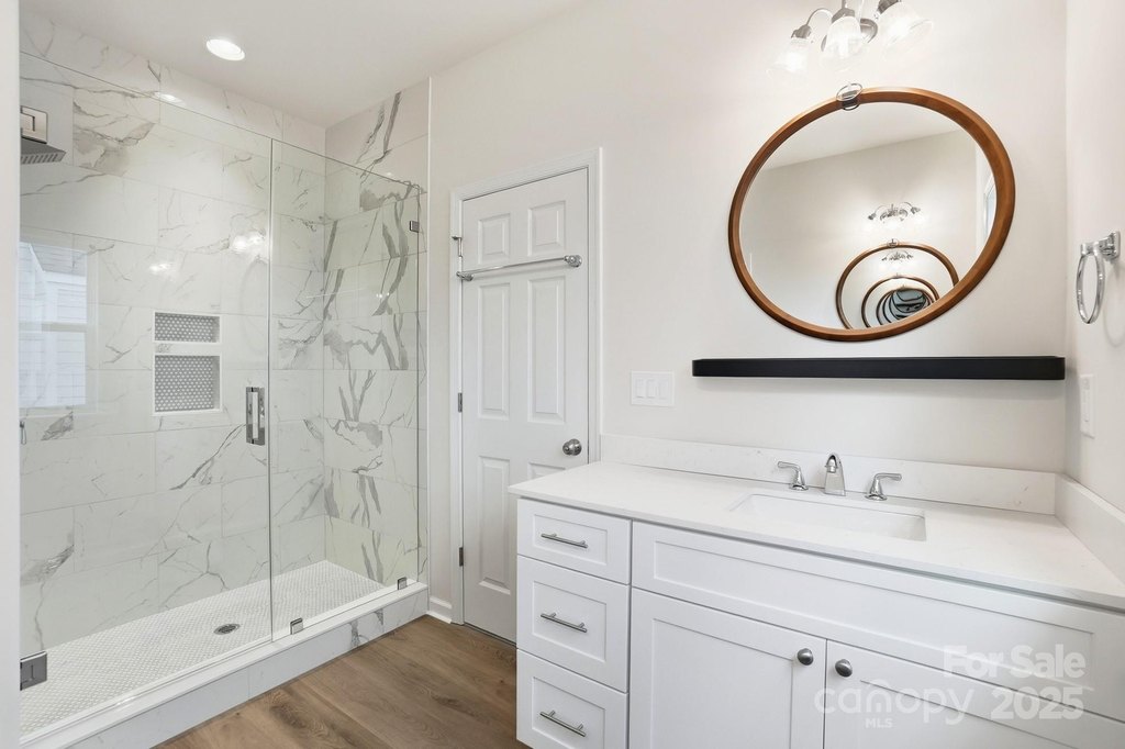 Charlotte, North Carolina, 28278, United States, 4 Bedrooms Bedrooms, ,3.5 BathroomsBathrooms,Residential,Forsale,2004569