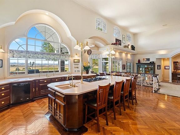 San Miguel, California, 93451, United States, 5 Bedrooms Bedrooms, ,5 BathroomsBathrooms,Residential,Forsale,1967199