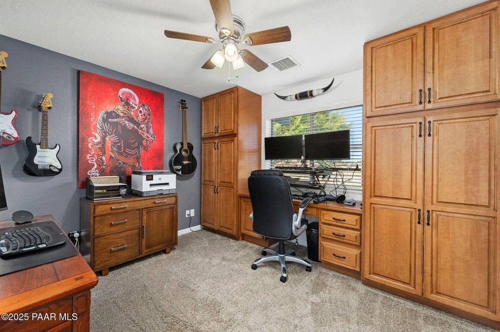 Chino Valley, Arizona, 86323, United States, 5 Bedrooms Bedrooms, ,2 BathroomsBathrooms,Residential,Forsale,1968231