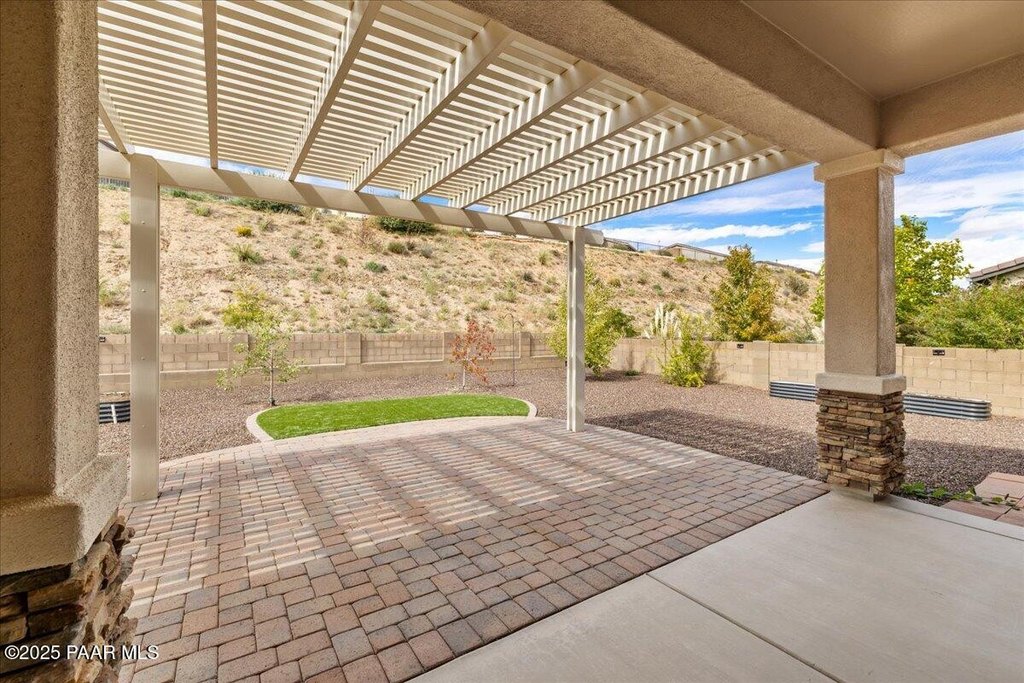 Prescott, Arizona, 86301, United States, 3 Bedrooms Bedrooms, ,2 BathroomsBathrooms,Residential,Forsale,1994058