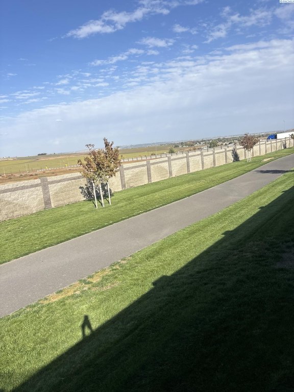 West Richland, Washington, 99353, United States, 4 Bedrooms Bedrooms, ,2 BathroomsBathrooms,Residential,Forsale,1990697