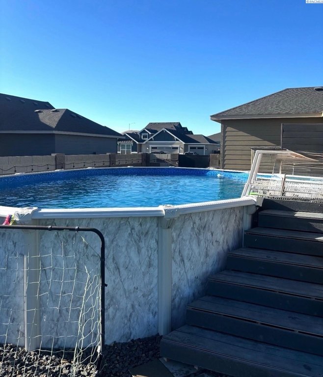 West Richland, Washington, 99353, United States, 4 Bedrooms Bedrooms, ,2 BathroomsBathrooms,Residential,Forsale,1990697