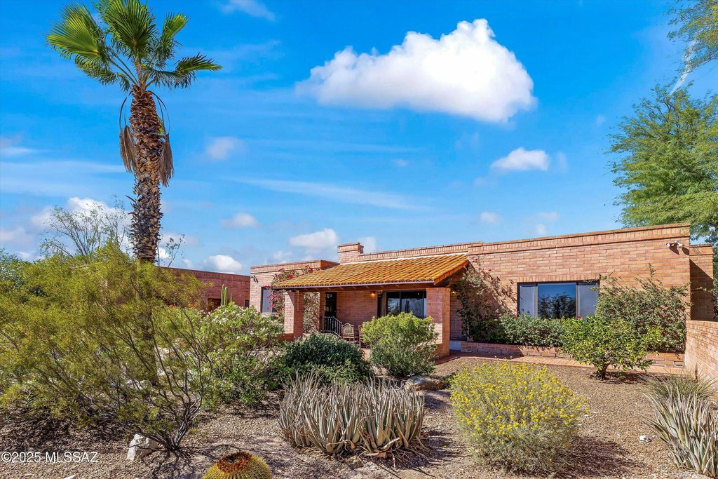 Tucson, Arizona, 85750, United States, 4 Bedrooms Bedrooms, ,3.5 BathroomsBathrooms,Residential,Forsale,2009547