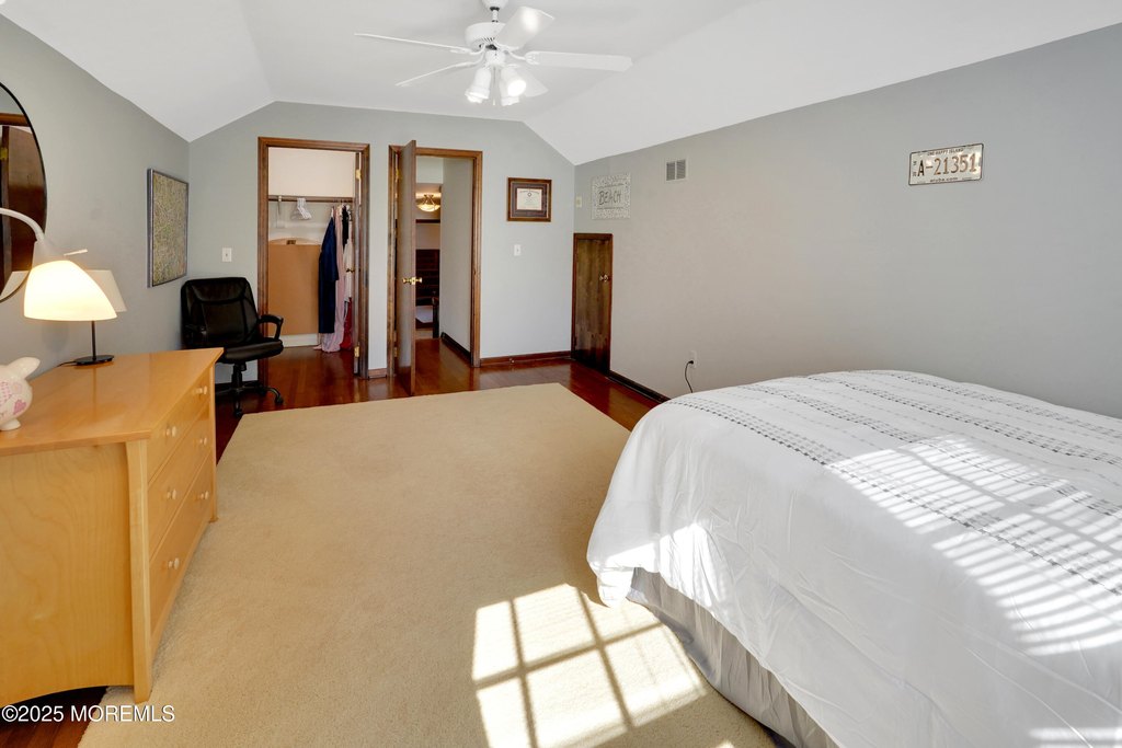 Red Bank, New Jersey, 07701, United States, 5 Bedrooms Bedrooms, ,3 BathroomsBathrooms,Residential,Forsale,1984553