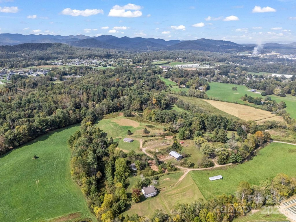 Mills River, North Carolina, 28759, United States, 3 Bedrooms Bedrooms, ,2 BathroomsBathrooms,Residential,Forsale,1985984