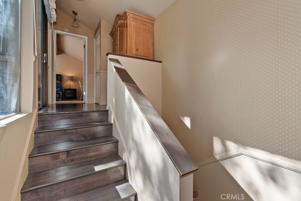 Lake Arrowhead, California, 92352, United States, 3 Bedrooms Bedrooms, ,2 BathroomsBathrooms,Residential,Forsale,2013215