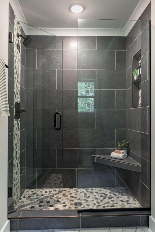 Hixson, Tennessee, 37343, United States, 4 Bedrooms Bedrooms, ,3 BathroomsBathrooms,Residential,Forsale,1995334