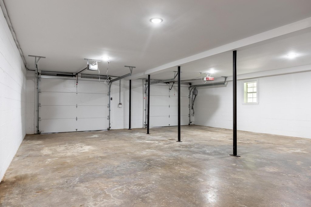 Hixson, Tennessee, 37343, United States, 4 Bedrooms Bedrooms, ,3 BathroomsBathrooms,Residential,Forsale,1995334