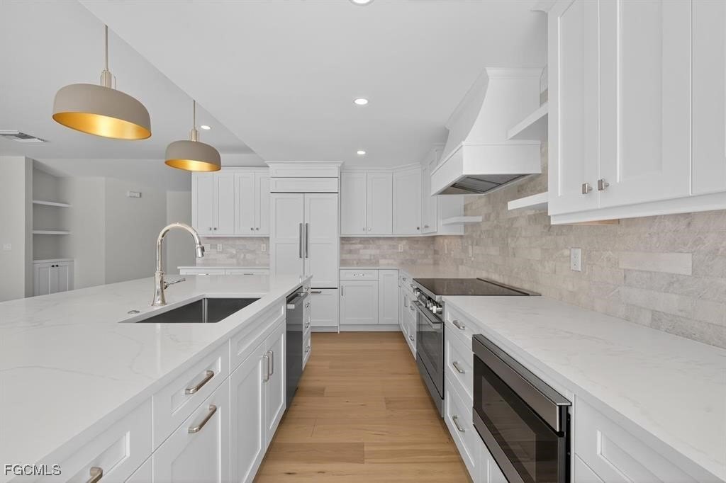 Sanibel, Florida, 33957, United States, 4 Bedrooms Bedrooms, ,3 BathroomsBathrooms,Residential,Forsale,1971925