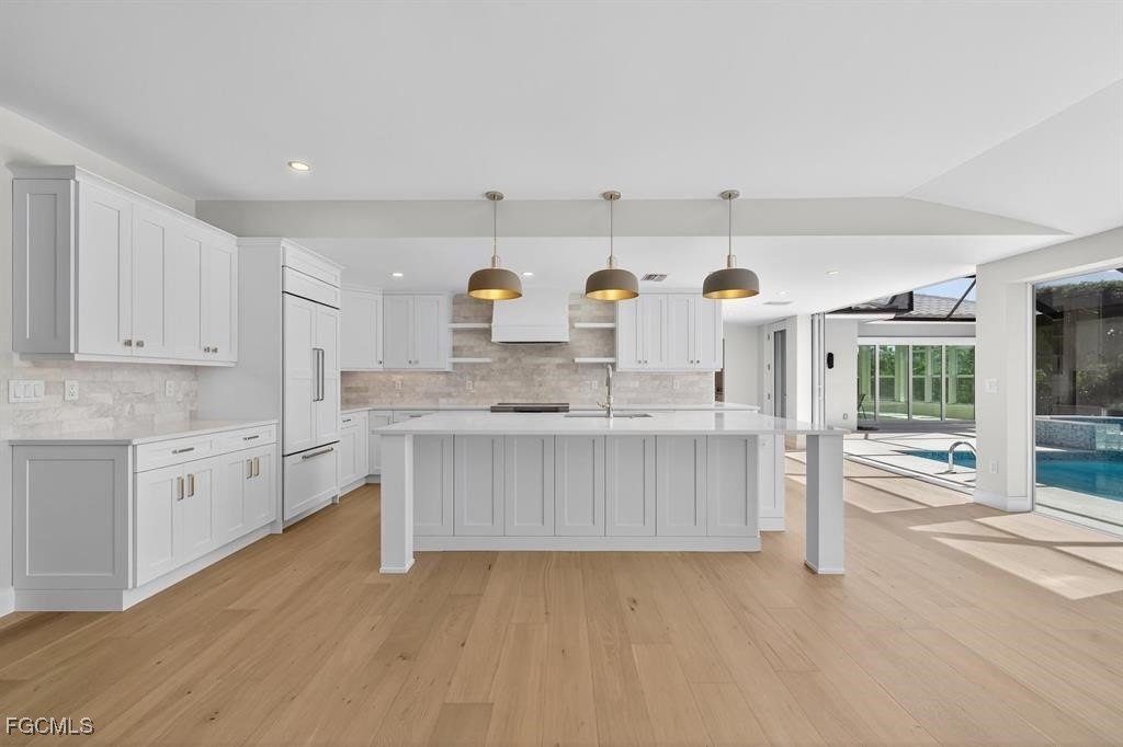 Sanibel, Florida, 33957, United States, 4 Bedrooms Bedrooms, ,3 BathroomsBathrooms,Residential,Forsale,1971925