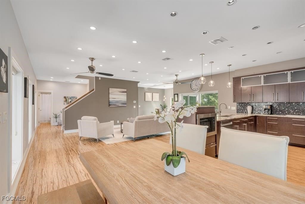 Sanibel, Florida, 33957, United States, 3 Bedrooms Bedrooms, ,4 BathroomsBathrooms,Residential,Forsale,1971927