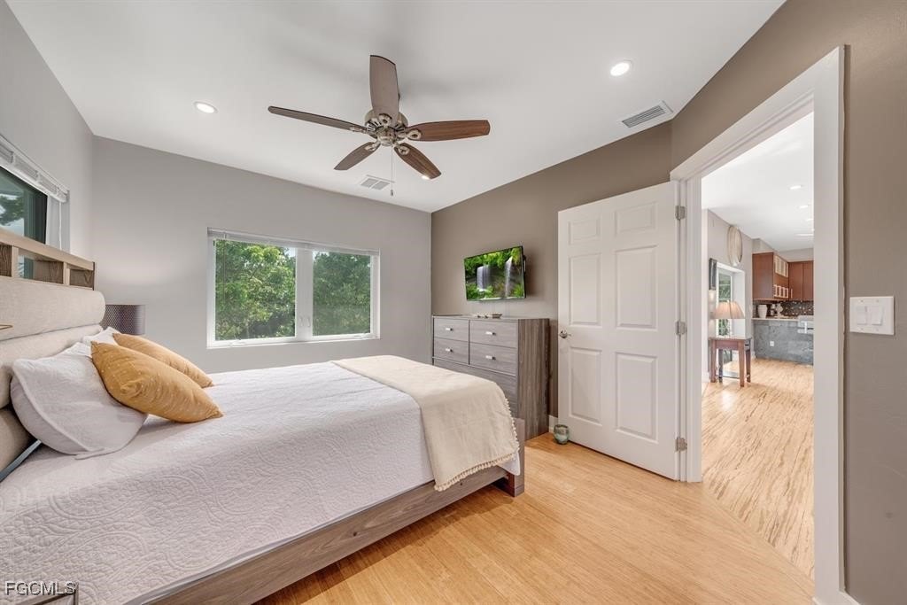 Sanibel, Florida, 33957, United States, 3 Bedrooms Bedrooms, ,4 BathroomsBathrooms,Residential,Forsale,1971927