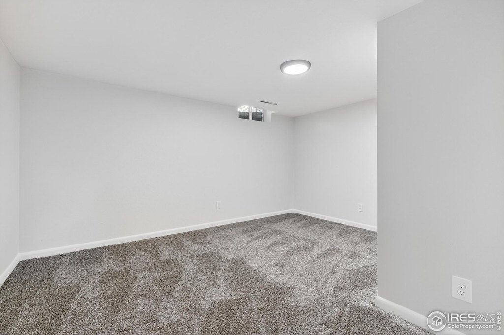 Loveland, Colorado, 80537, United States, 4 Bedrooms Bedrooms, ,2 BathroomsBathrooms,Residential,Forsale,2000013