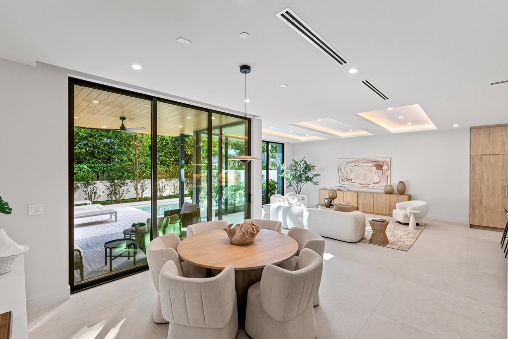 Delray Beach, Florida, 33483, United States, 5 Bedrooms Bedrooms, ,5.5 BathroomsBathrooms,Residential,Forsale,2009891